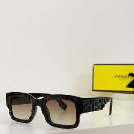 Picture of Fendi Sunglasses _SKUfw54107446fw